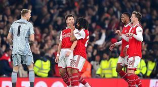 否是无辜被 否是无辜被