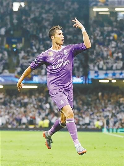 员群体中 员群体中